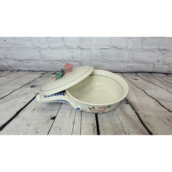 Vintage Red Wing Pottery Hand Painted Casserole with Lid Floral design - Picture 5 of 9